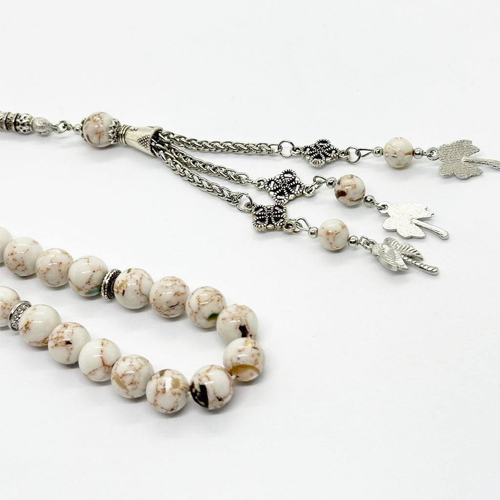 White turquoise with mother-of-pearl, 10mm, 33 beads