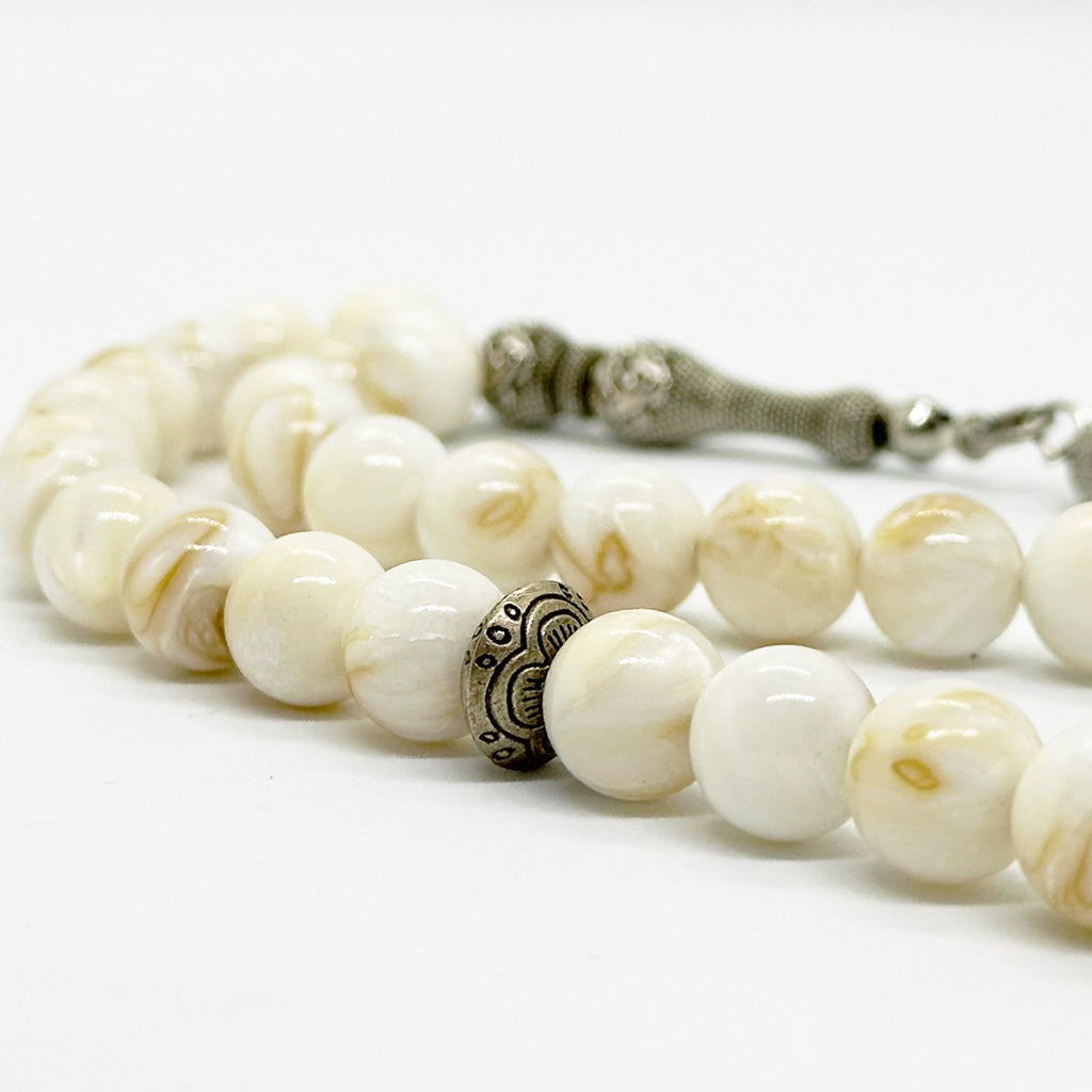 Natural seashell, 10mm, 33 beads