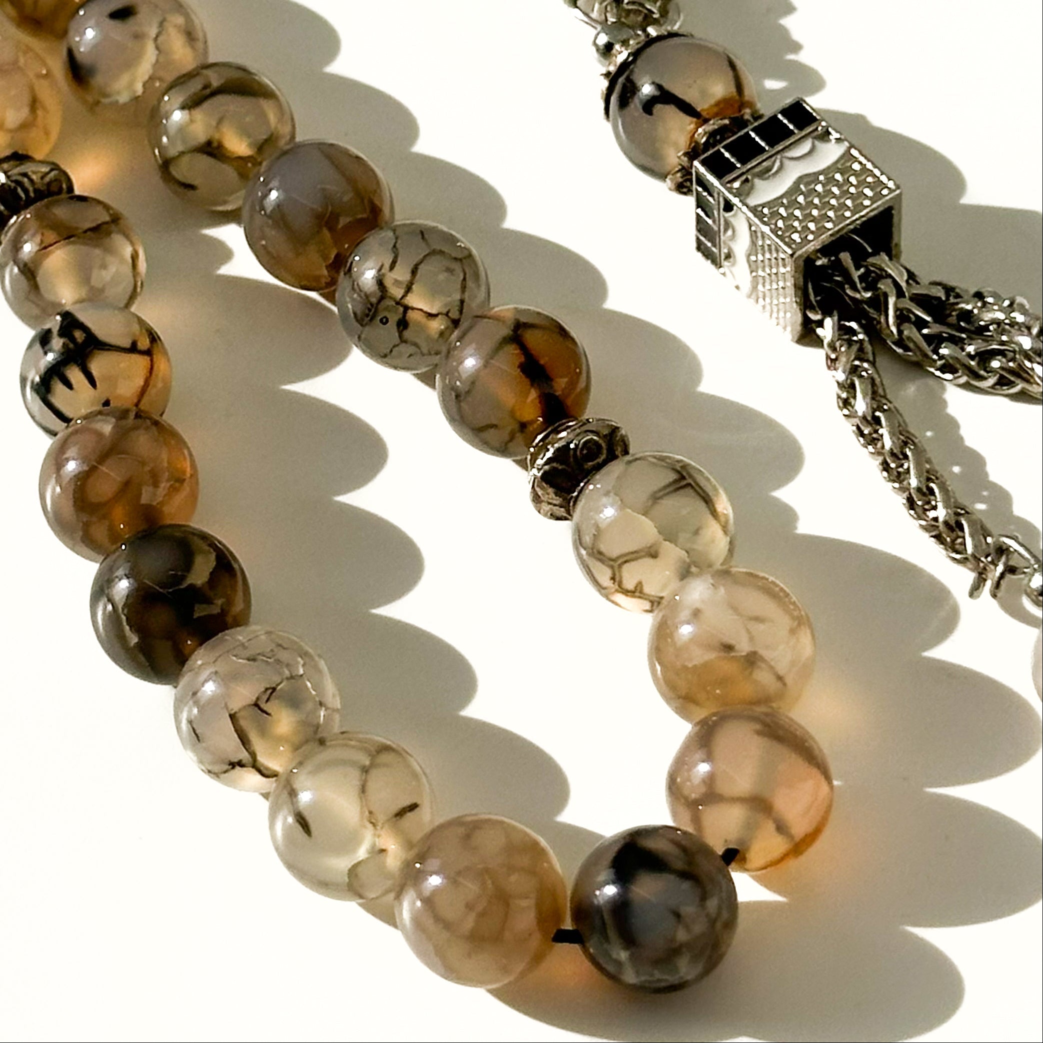 سبحة عقيق كبدي  شرابه خليجي 10 mm 33 beads