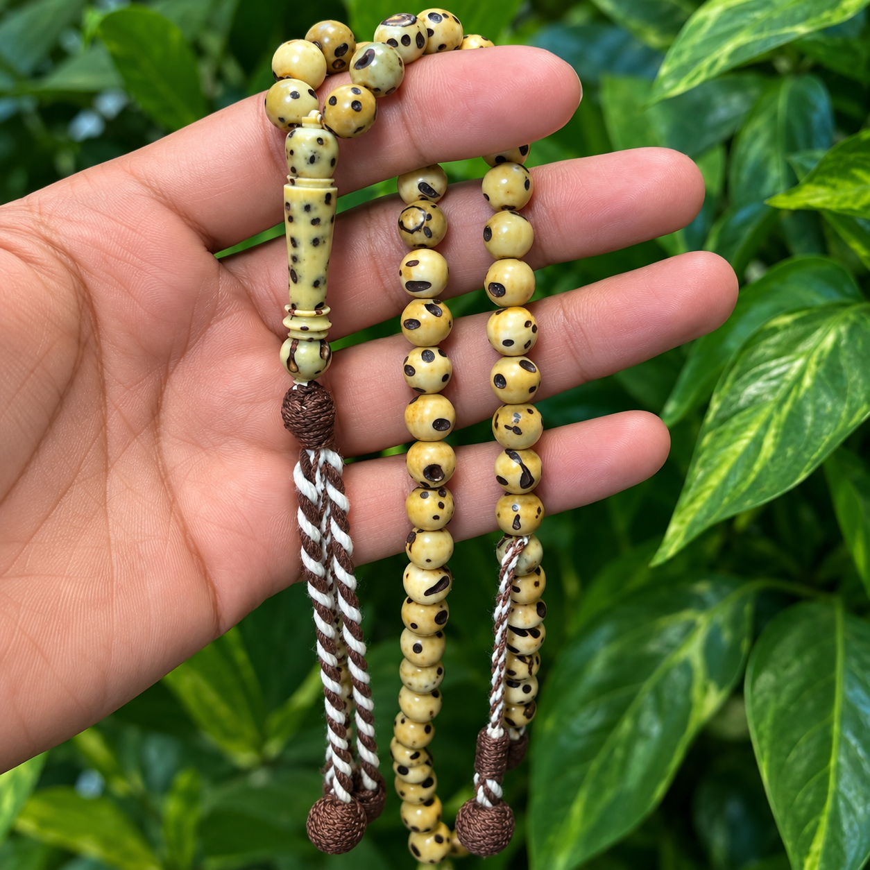 Prayer Beads Kuka Burgundy 10 mm 100 beads 2 Counter